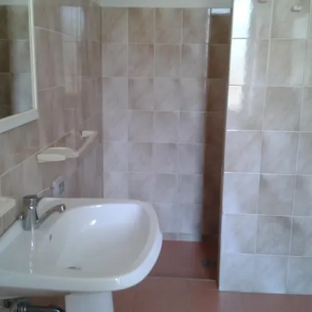 Genesareth Hotel *